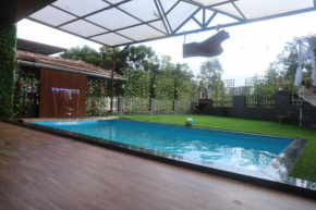 LA PARAISO Rustic Private pool villa